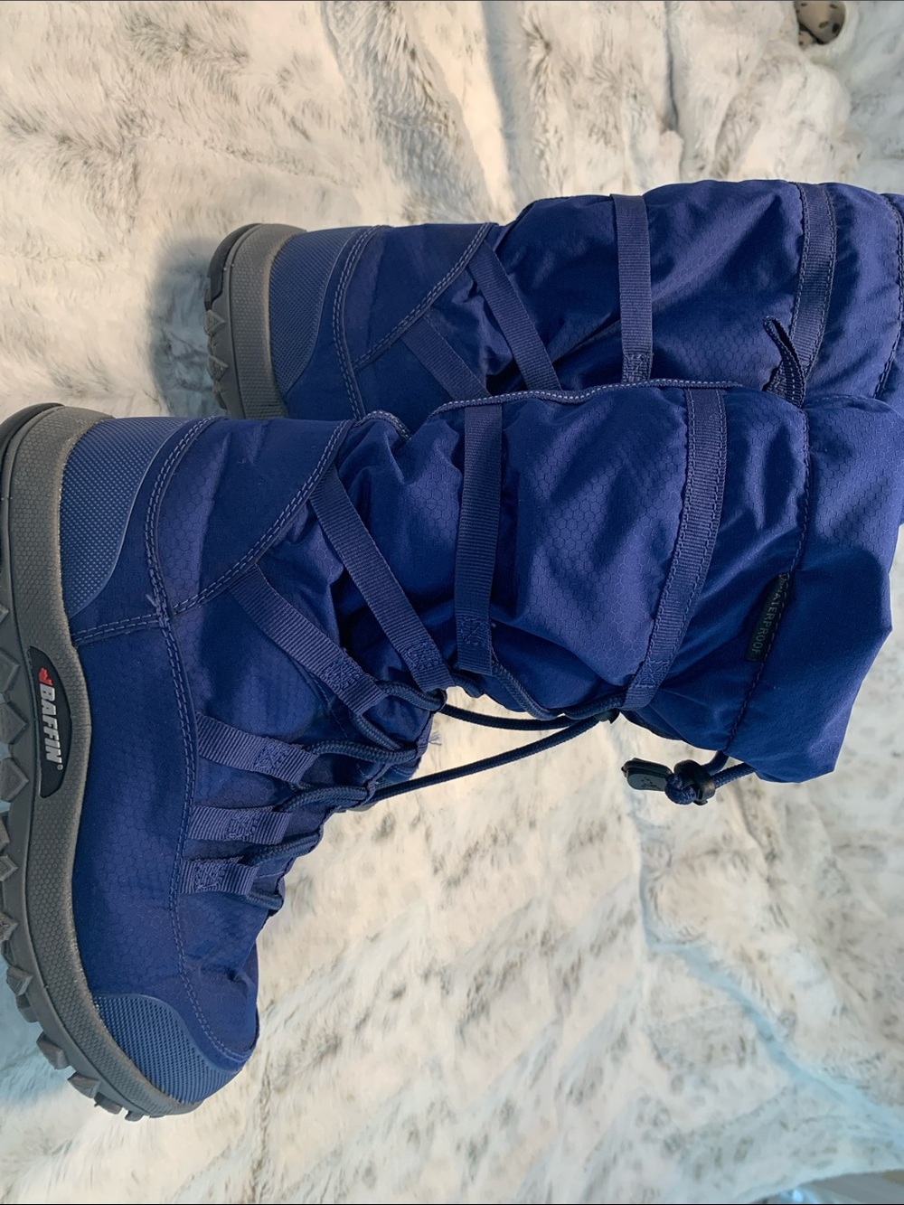 Baffin Waterproof Women's Winter Lace-Up Boots in Royal Blue
